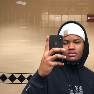 Meet your Posher, Luis